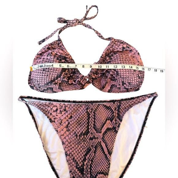 SHEIN, Plus Size Bikini & Beach Skirt Set, 4XL (20W), Pink, Black 🌴 - Picture 4 of 10